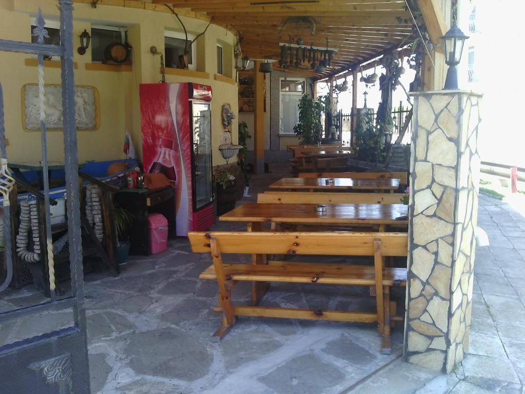 Семеен Хотел Бостън Ravda Dış mekan fotoğraf